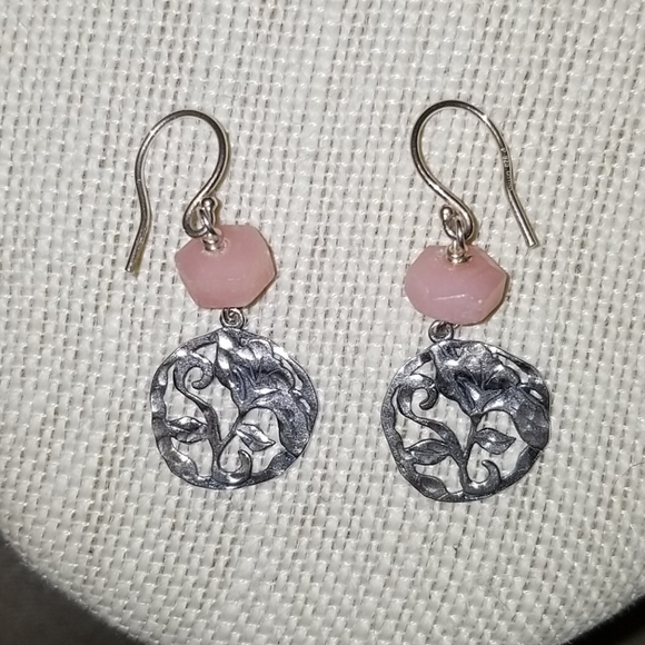 Silpada Jewelry - HP🎉🎉 Silpada Pink Soapstone Earrings